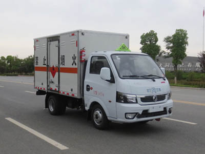 國(guó)六東風(fēng)途逸汽油易燃?xì)怏w廂式運(yùn)輸車(chē)